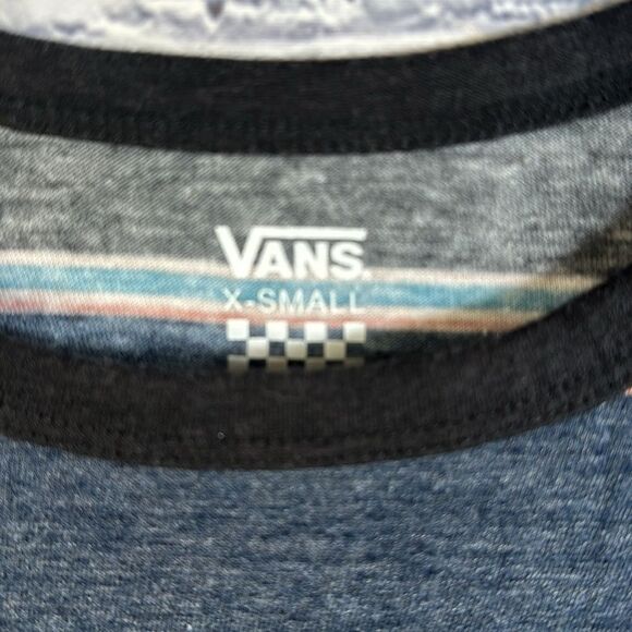 👕 Vans Cropped Striped T-Shirt - Size XS - Excellent Condition - Picture 3 of 4